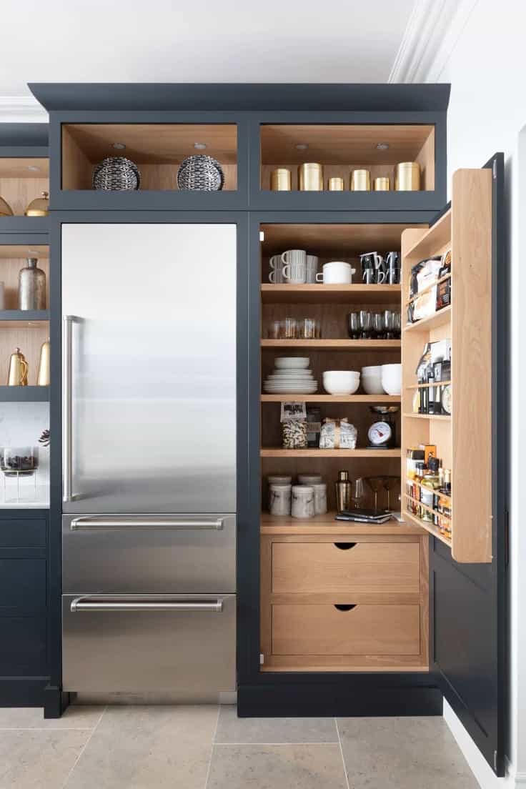 Kraftline custom storage and TV units 3